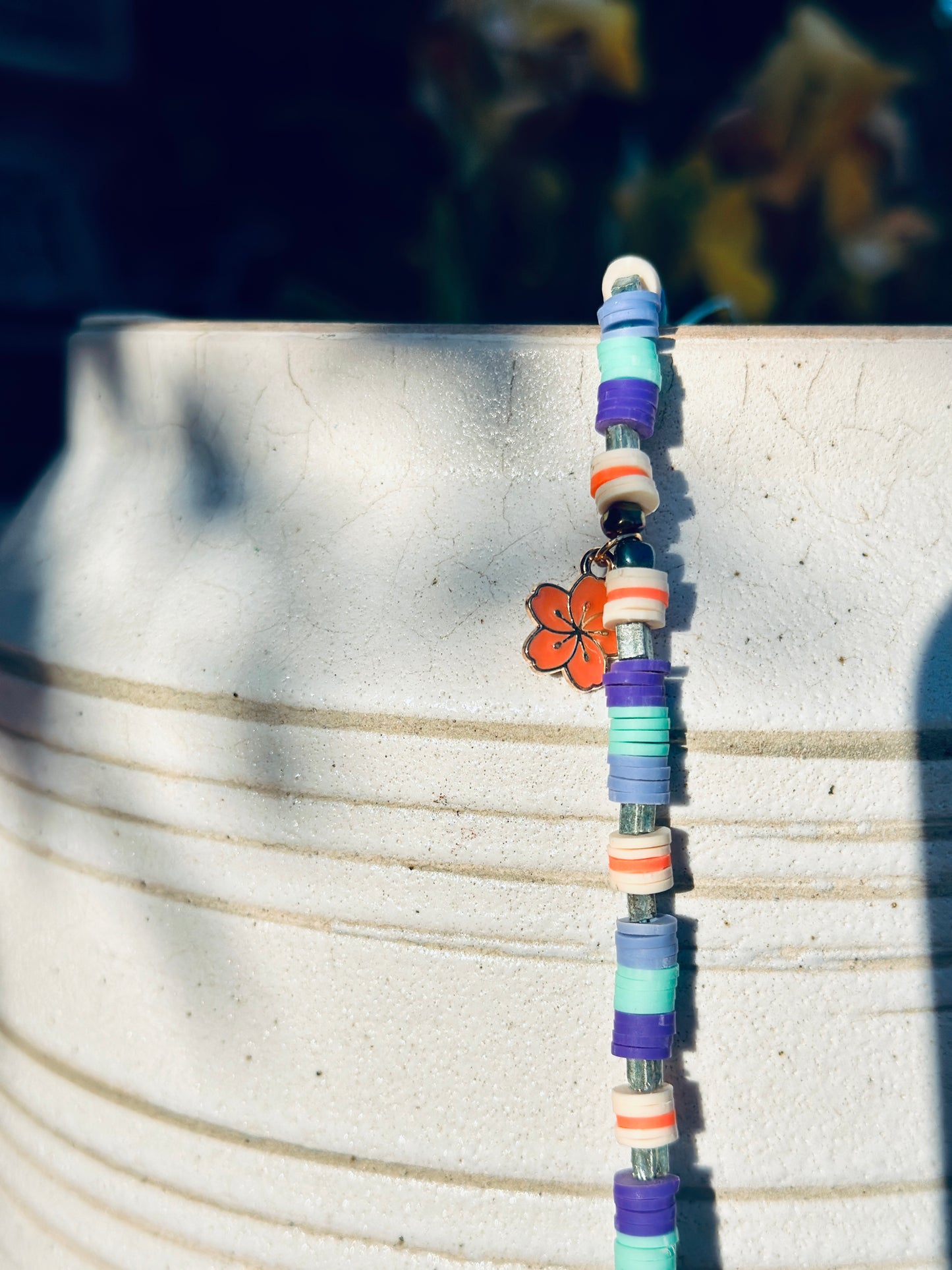 The ORANGE HIBISCUS Stretch Bracelet has an energizing and strengthening vibe. Feel the power of this flower charm. Handmade jewelry that is easy on and off, stylish, fun and unique.