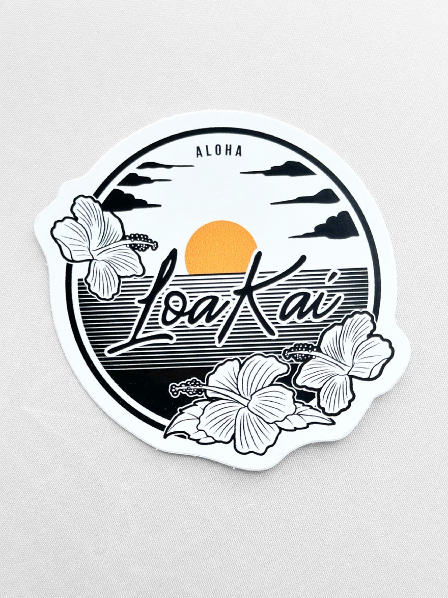 The OFFICIAL LOAKAI SUNSET STICKER is sure to draw attention. Stick it on your favorite board, get creative and capture attention. Premium quality waterproof LoaKai sticker.