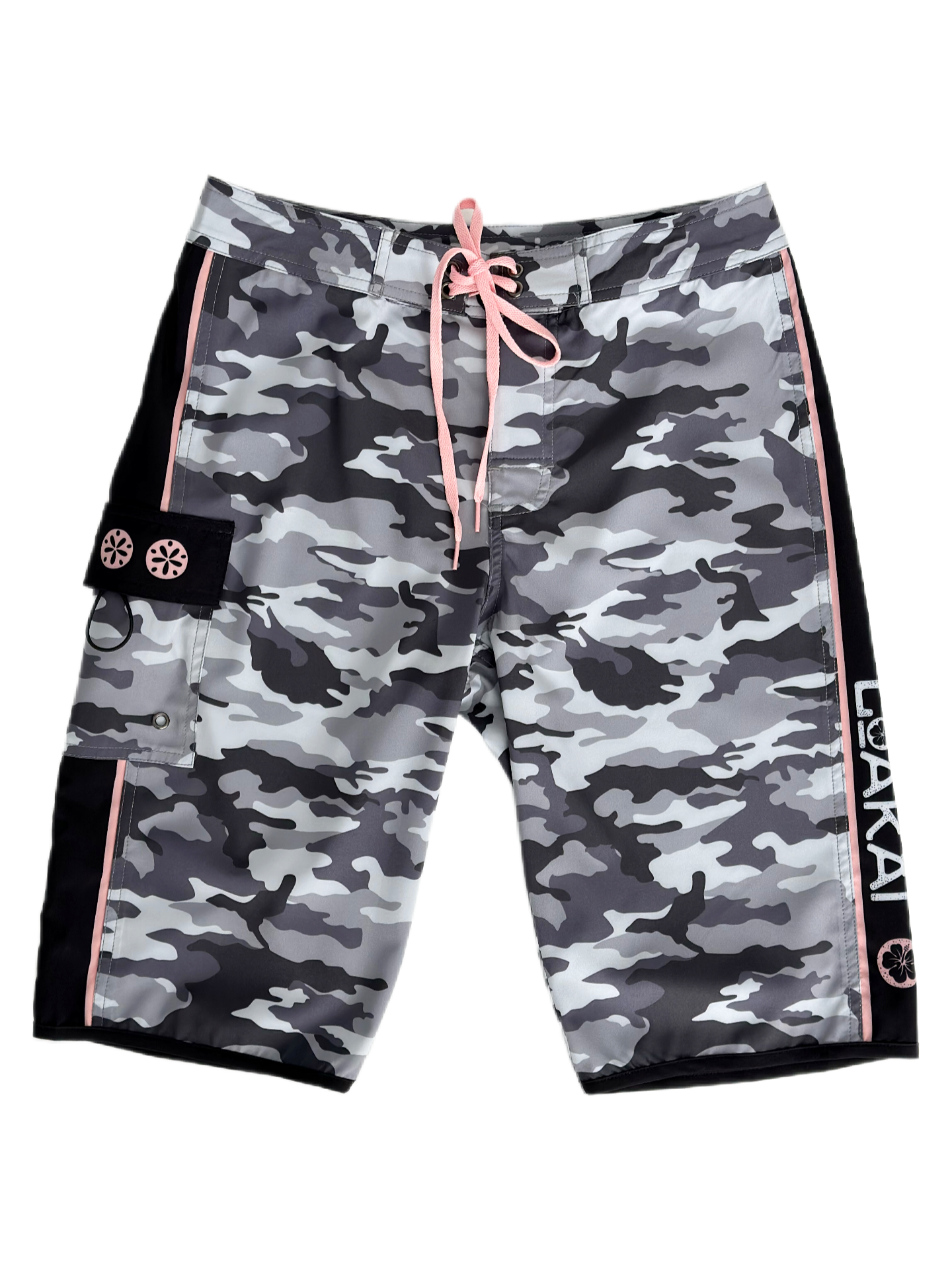 CAMO women's and girls long boardshorts offer a relaxed fashion fit for comfort and a stylish look. The eye-catching design ensures you stand out from the crowd. This premium lightweight and breathable quick dry recycled 4-way stretch fabric helps you stay looking and feeling cool. Complete with side stripe and pocket, these boardshorts will quickly become one of your go-tos.